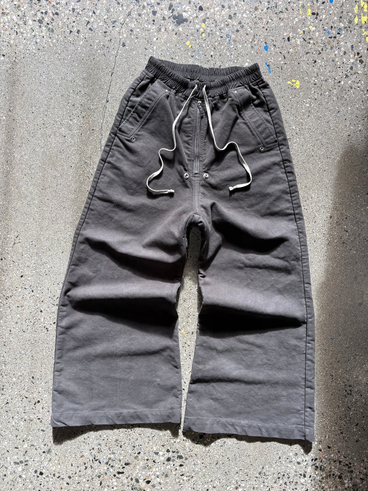 (29”) Rick Owens Bela Cargo Grey