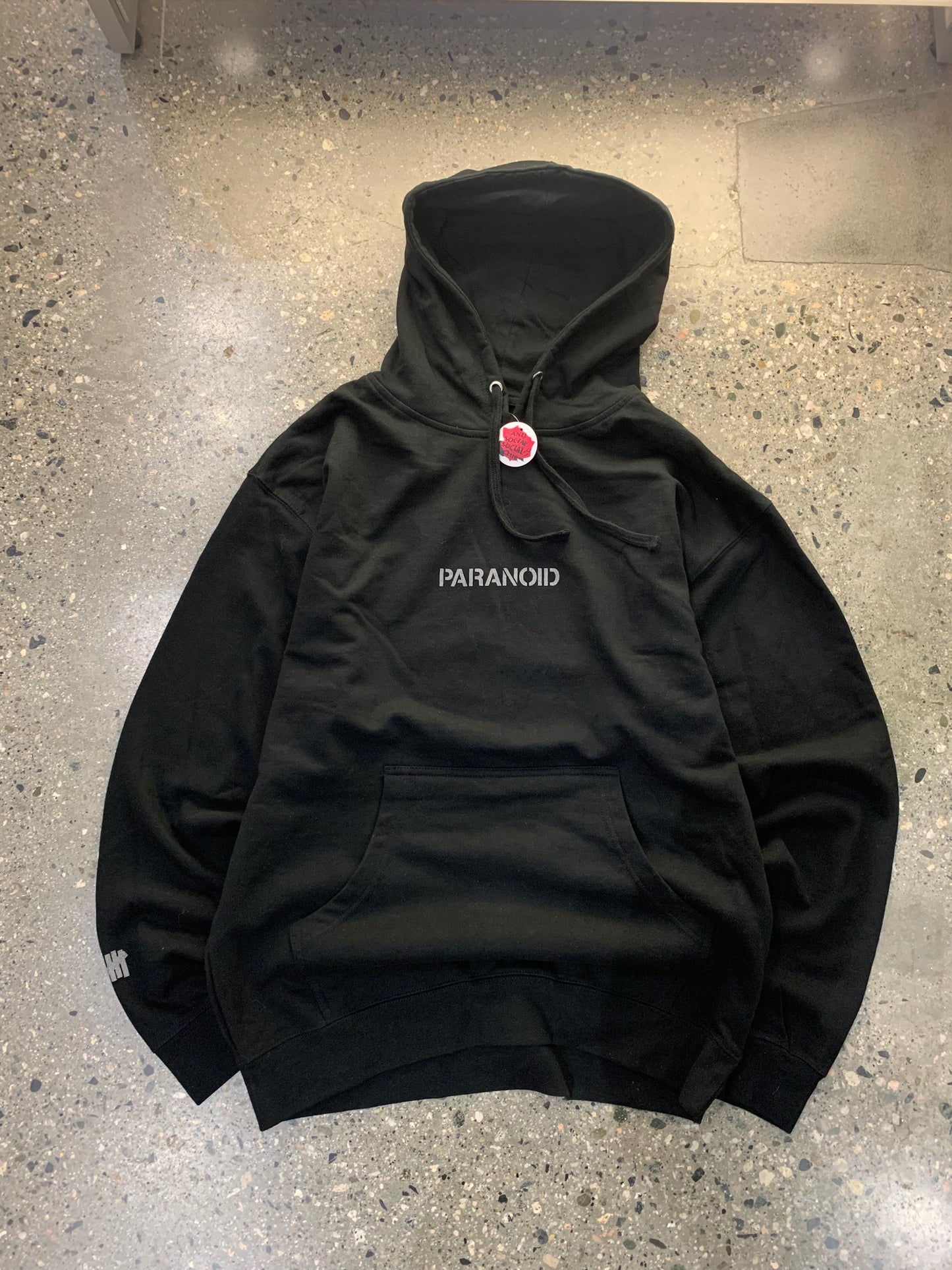 (L) BNWT ASSC x Undefeated Hoodie