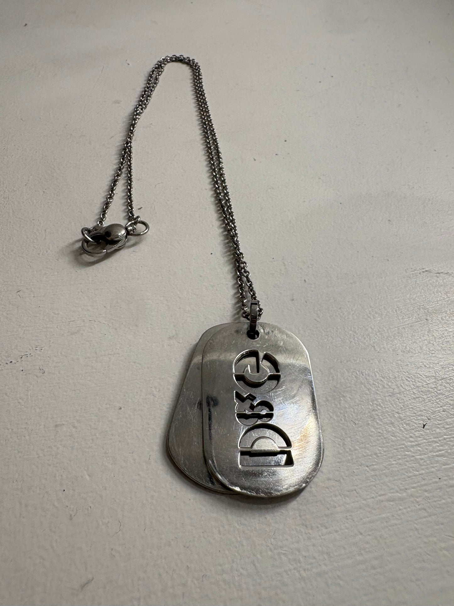 (11”) D&G Silver Stainless Pendant + Chain