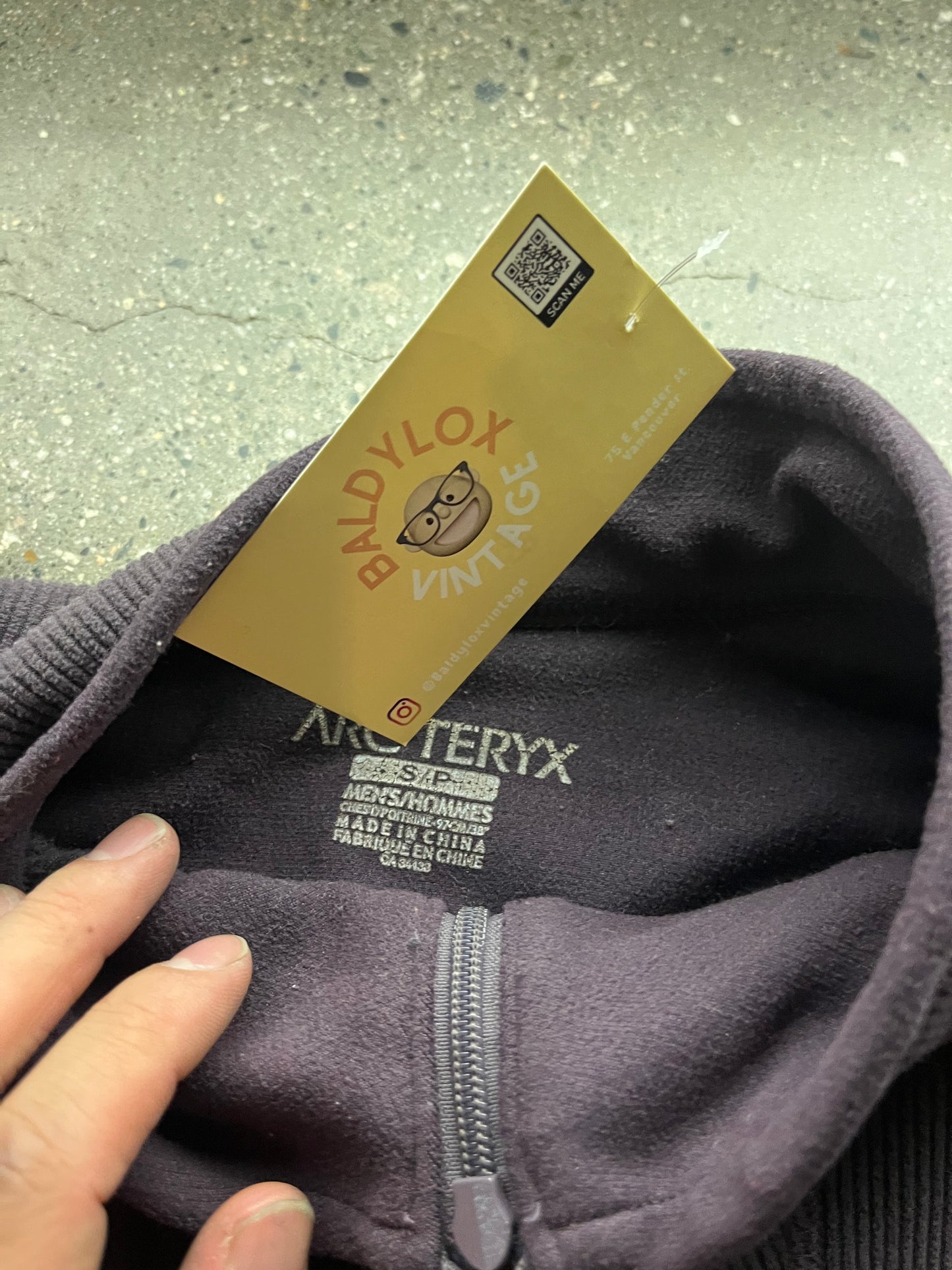 (M) Arc’teryx Zip Brown