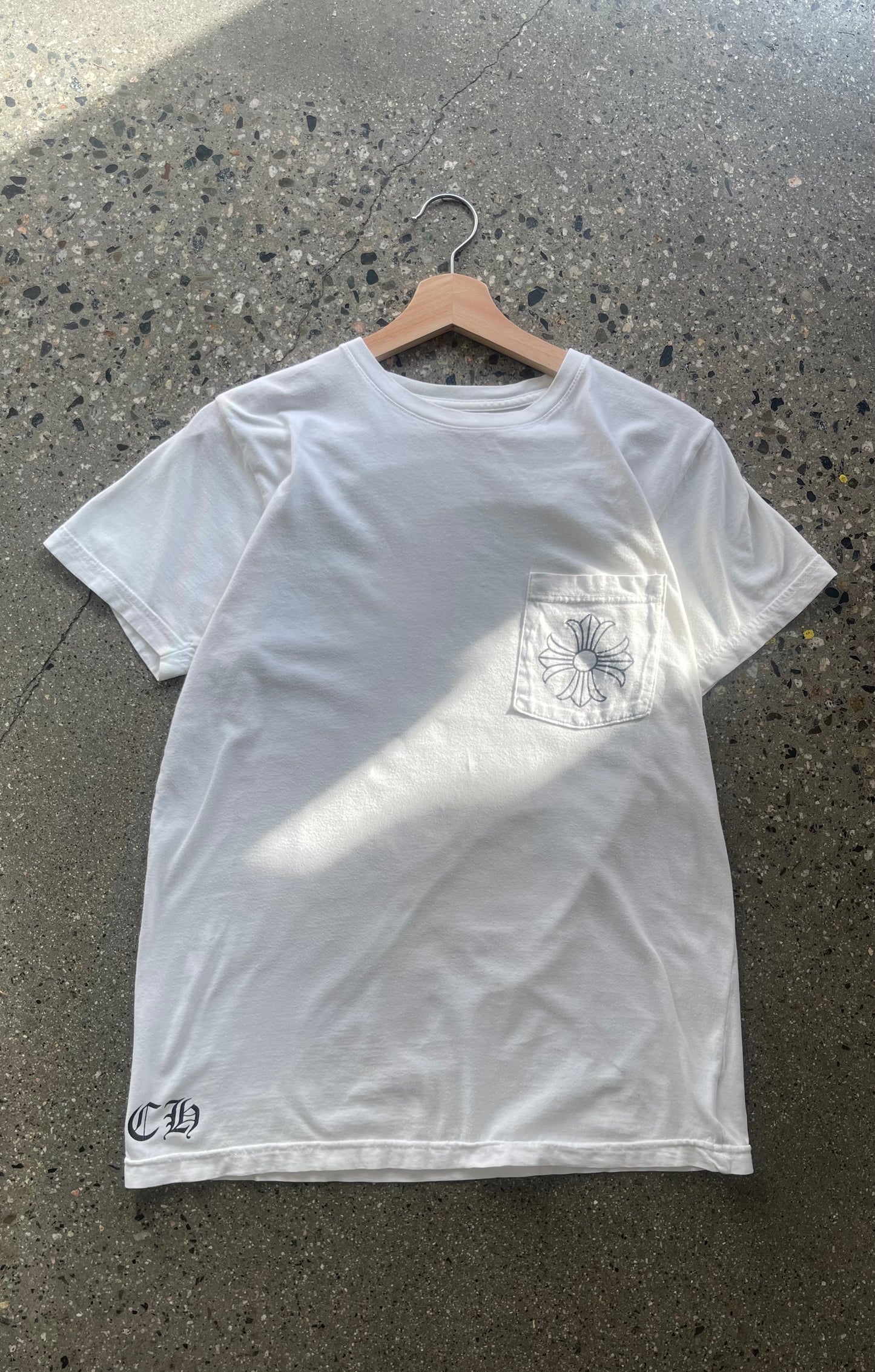 (M) 2010 White Cross Chrome Hearts Tee