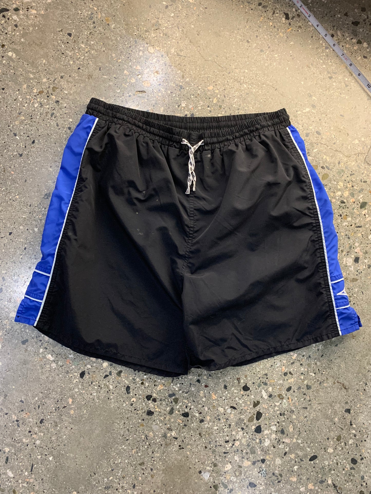 (L) 90s Umbro Shorts