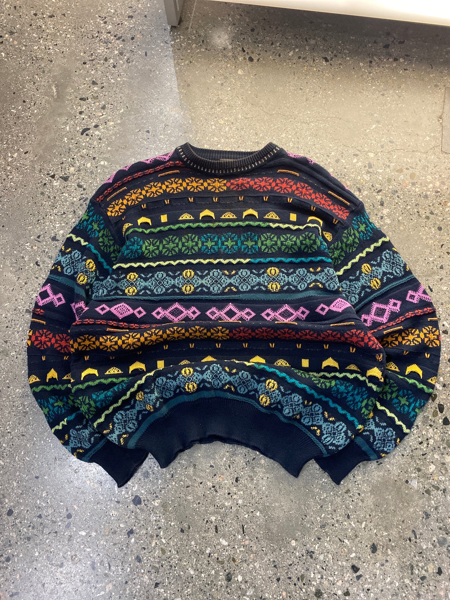 (L/XL) A203 - 3D Multicolor Knit