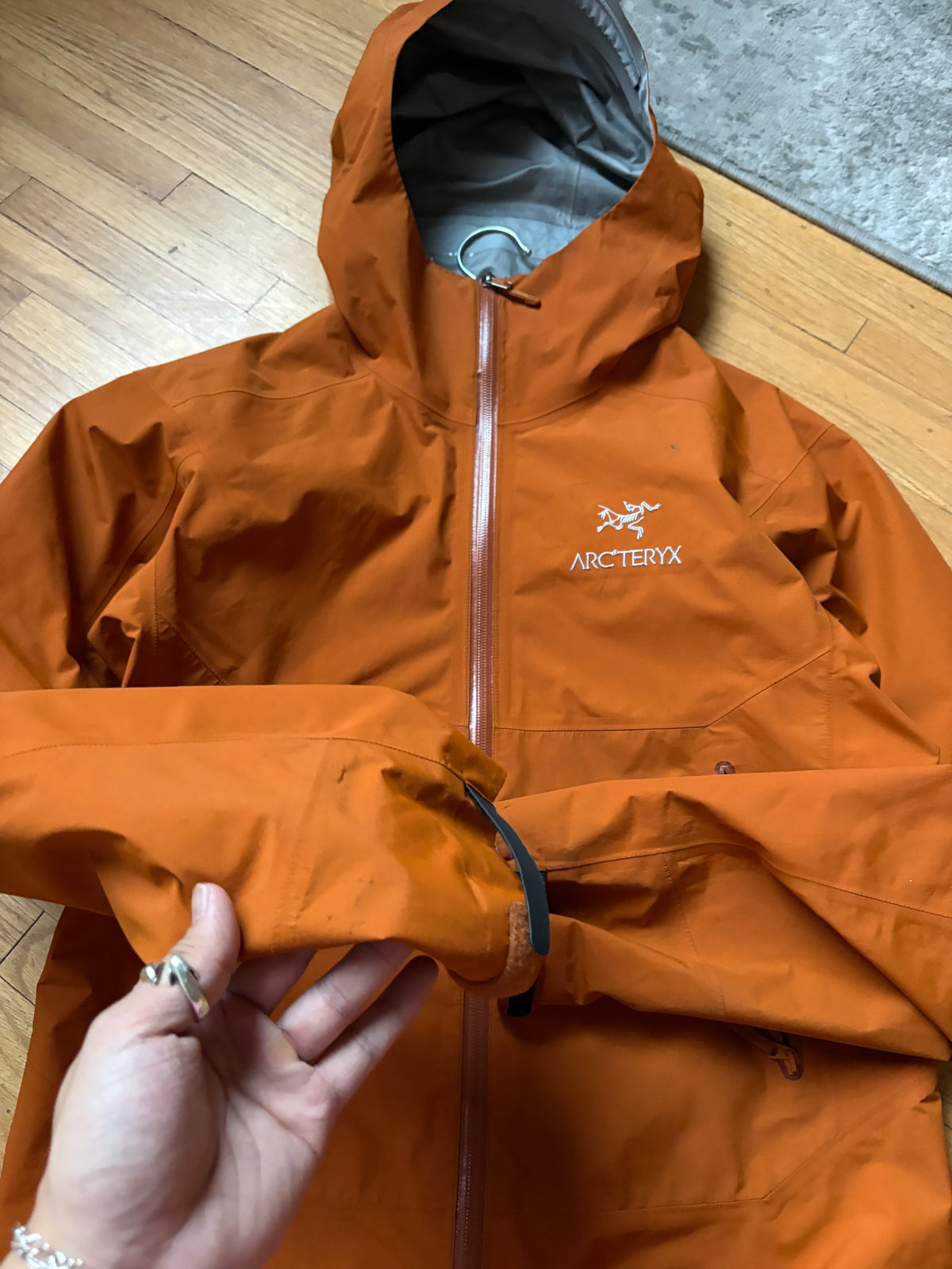 (XS/S) Arcteryx Zeta SL Orange