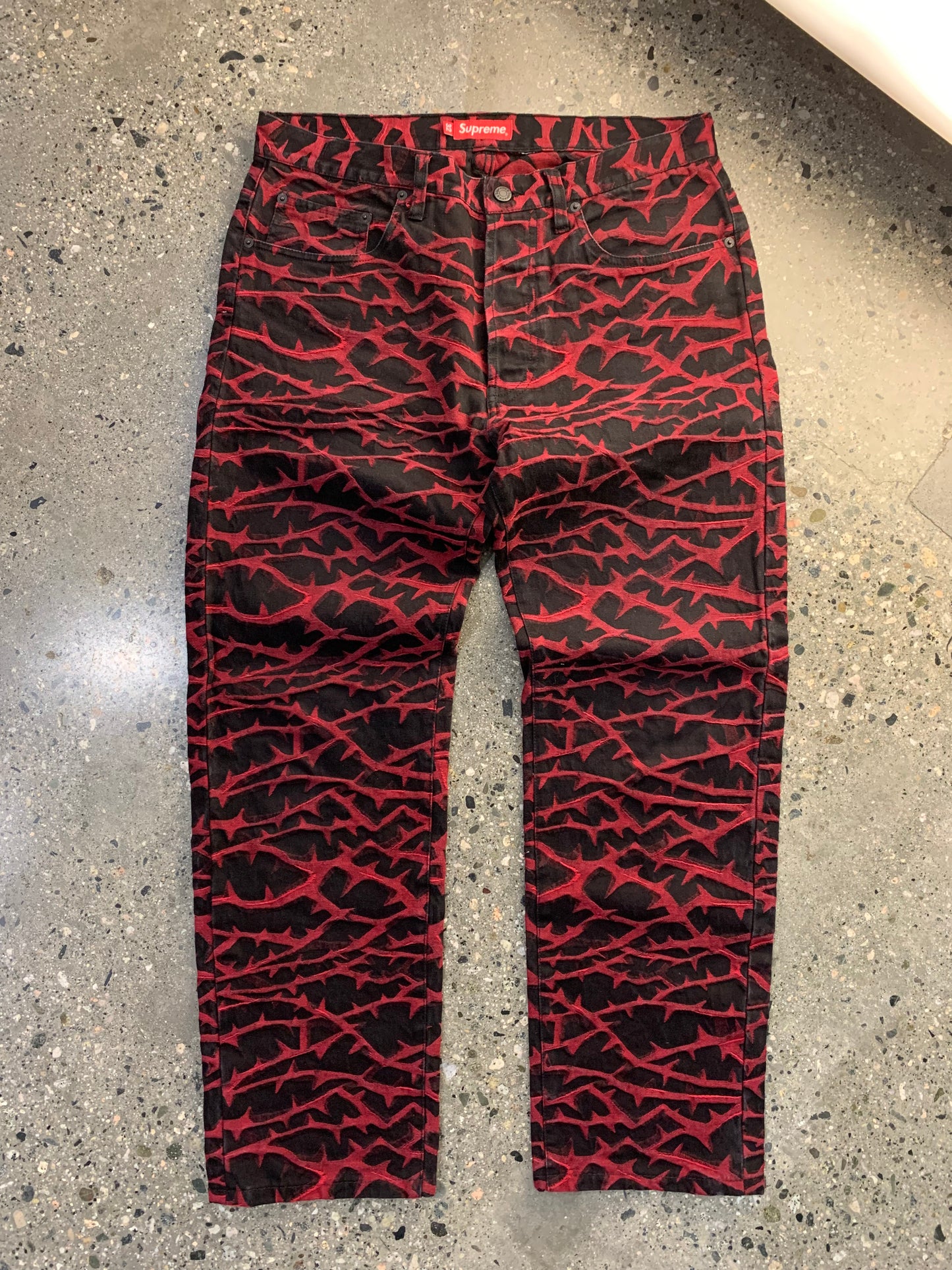 (32) Supreme Thorn Denim