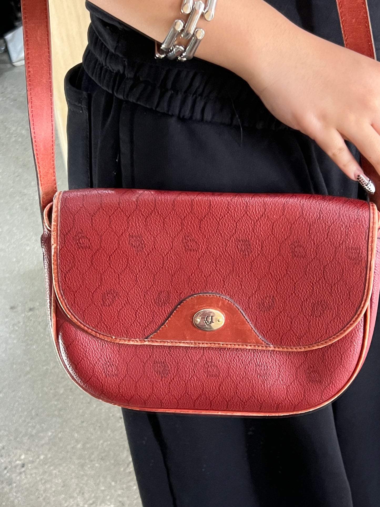 (OS) Christian Dior Honeycomb Shoulder Bag ( Wear on Leather Strap & Light Flaking on Inside)