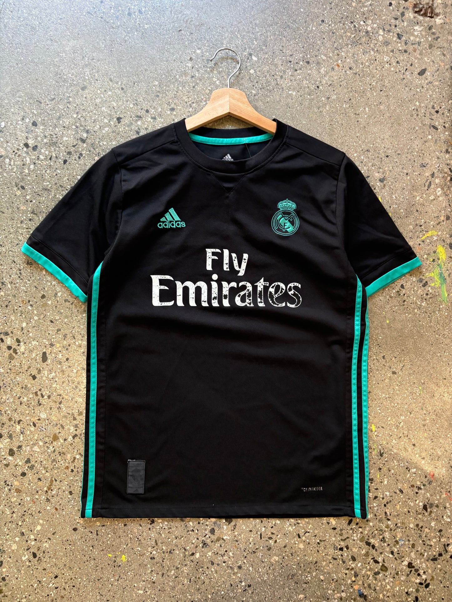 (S) Real Madrid 17-18 Away Kit ( as is )