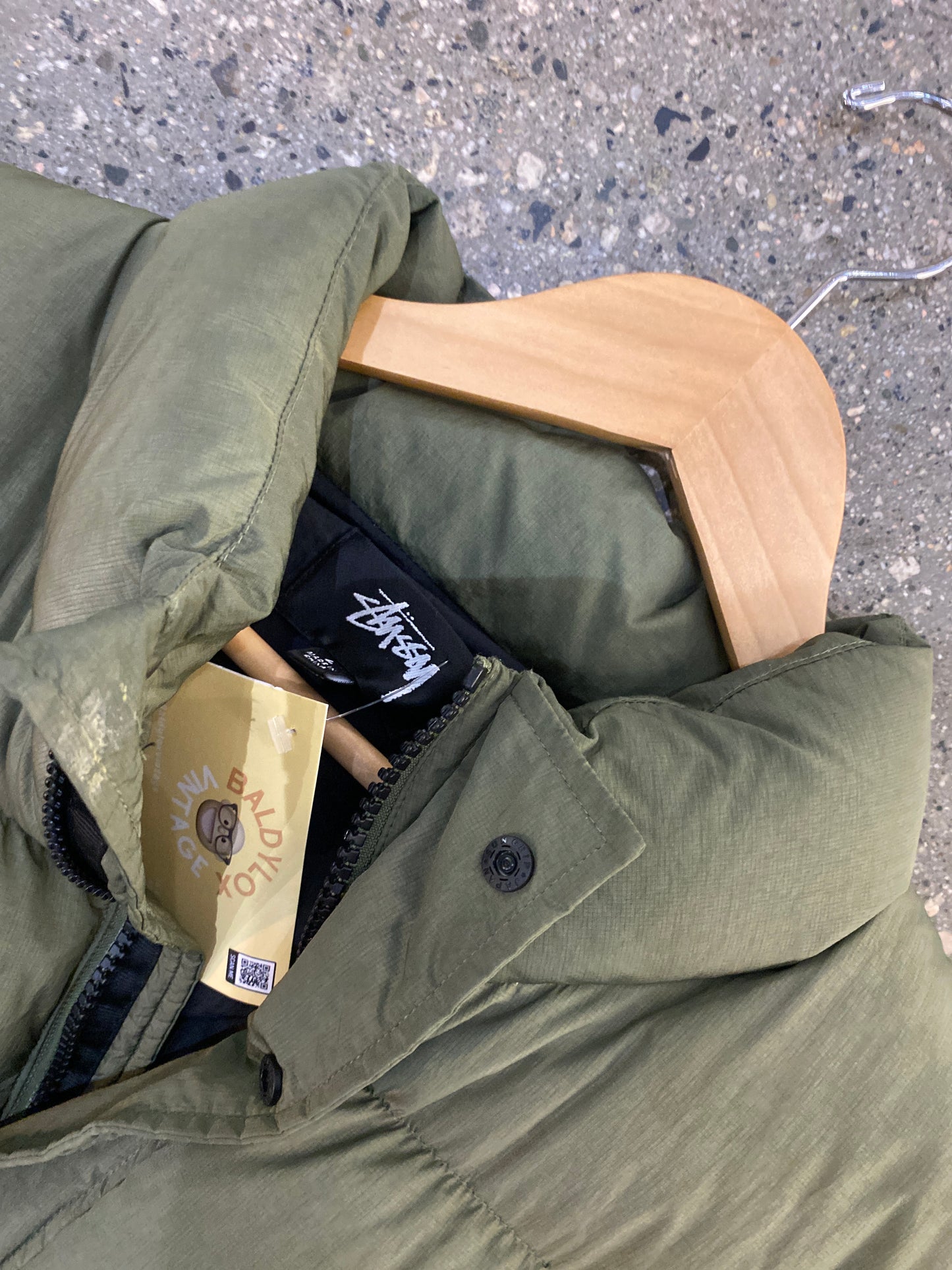 (L) Stussy Ripstop Puffer Pistachio