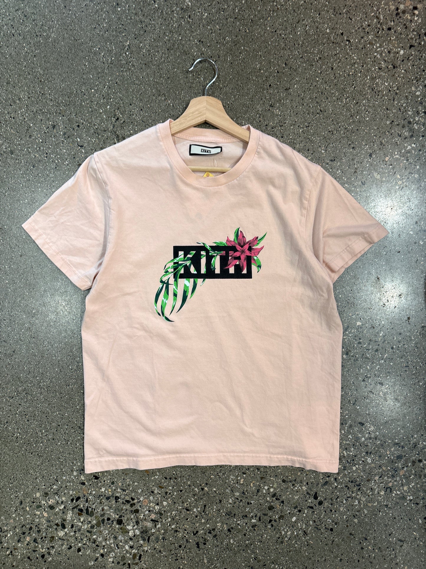 (S) Pink Kith Tee