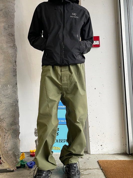 (28-32w) Military Parachutes