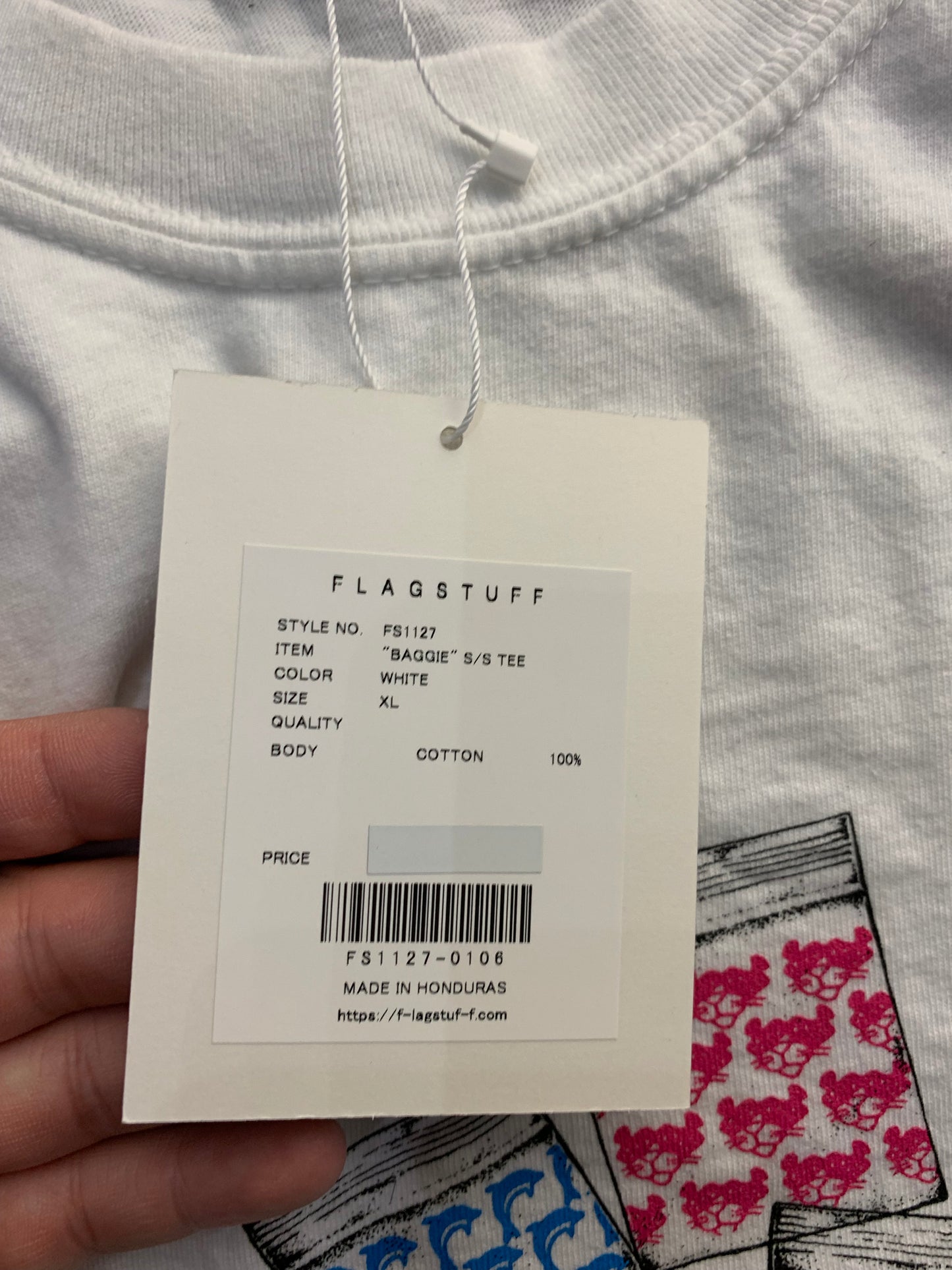 (XL/2X) FlagStuff BNWT Tee