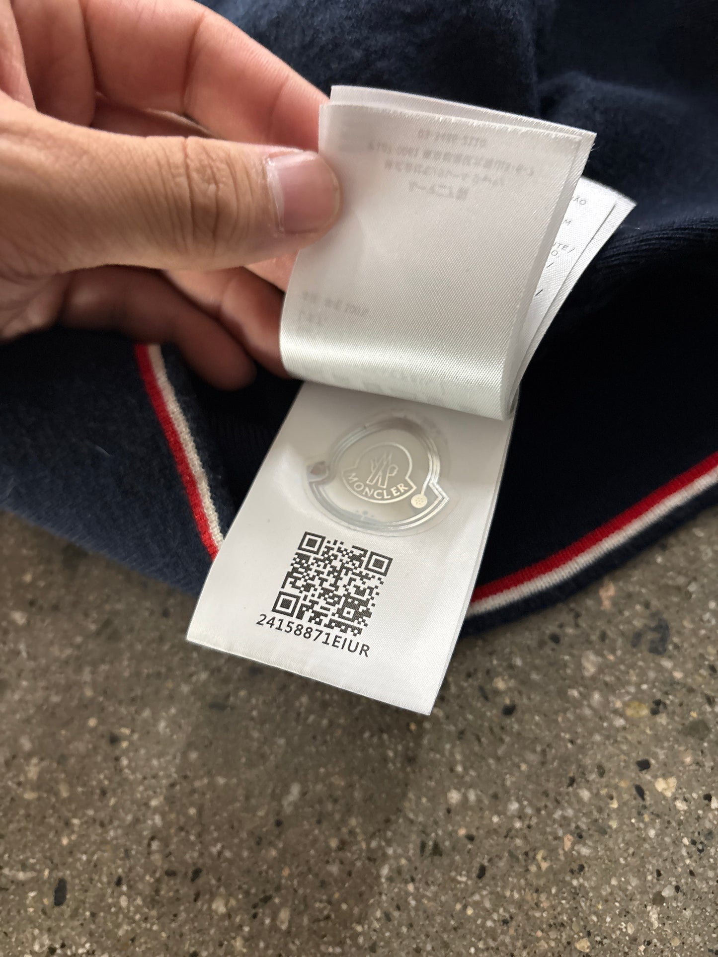 (XS/S) Moncler Wool Light Knit Sweater 100% virgin wool
