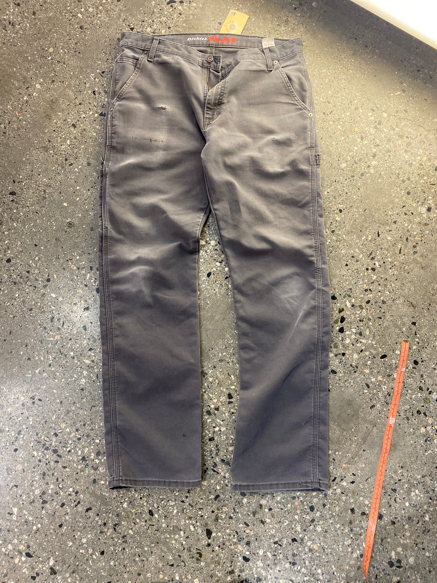 (34/34) Dickies Grey Carpenters