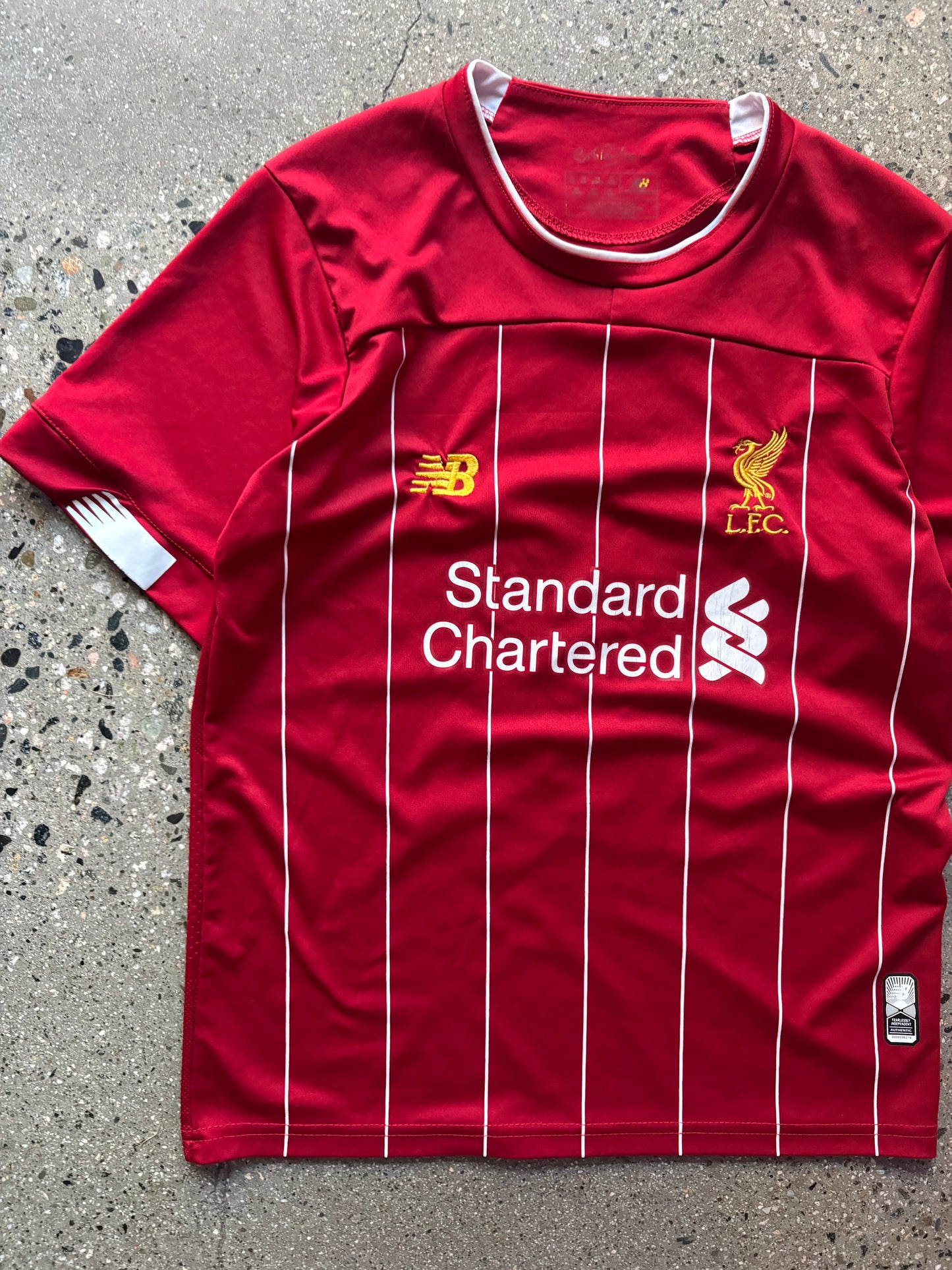 (S) Authentic liverpool kit (youth team player name)