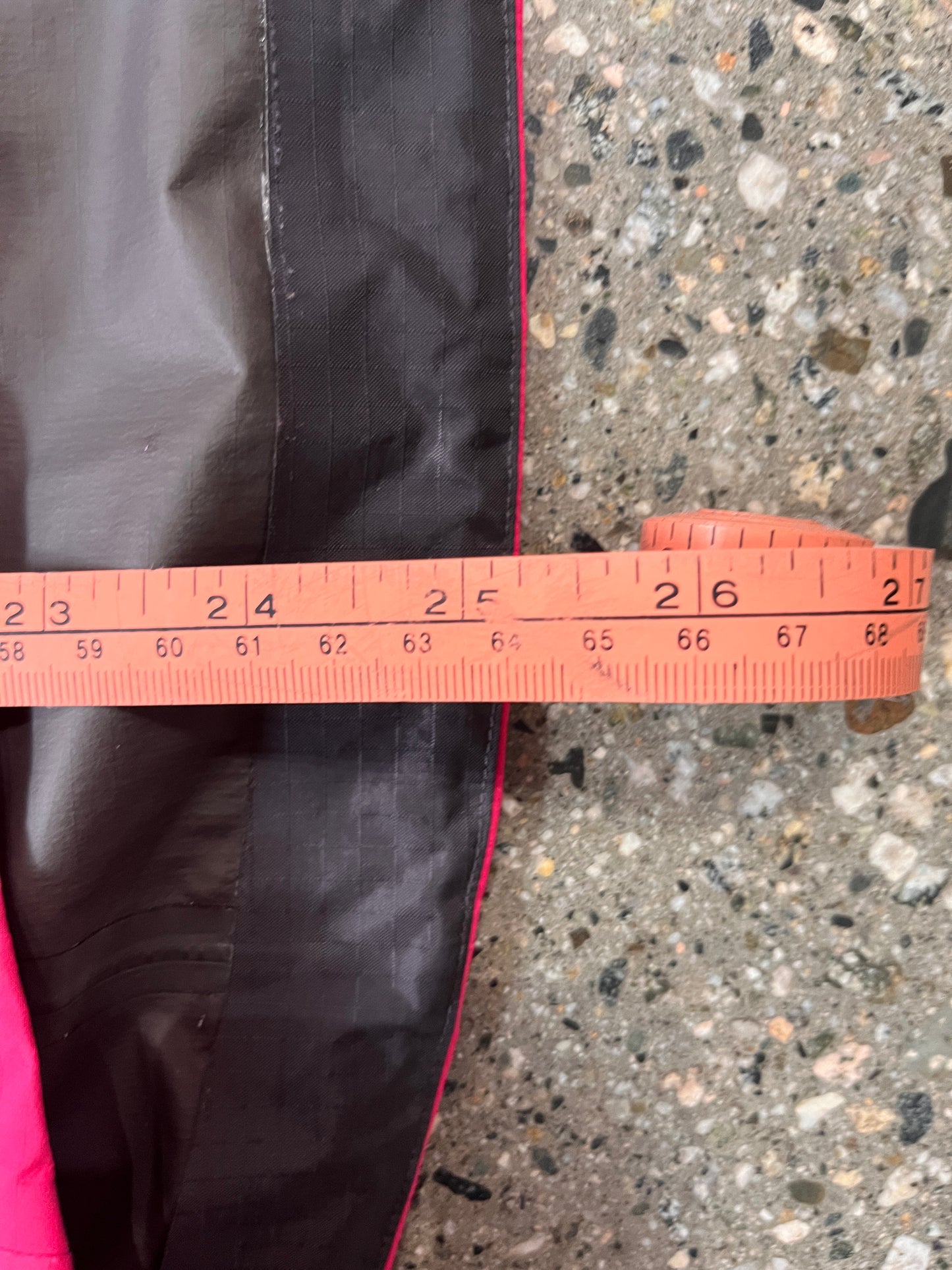 (XS) ARCTERYX PINK BETA SL (as is condition)