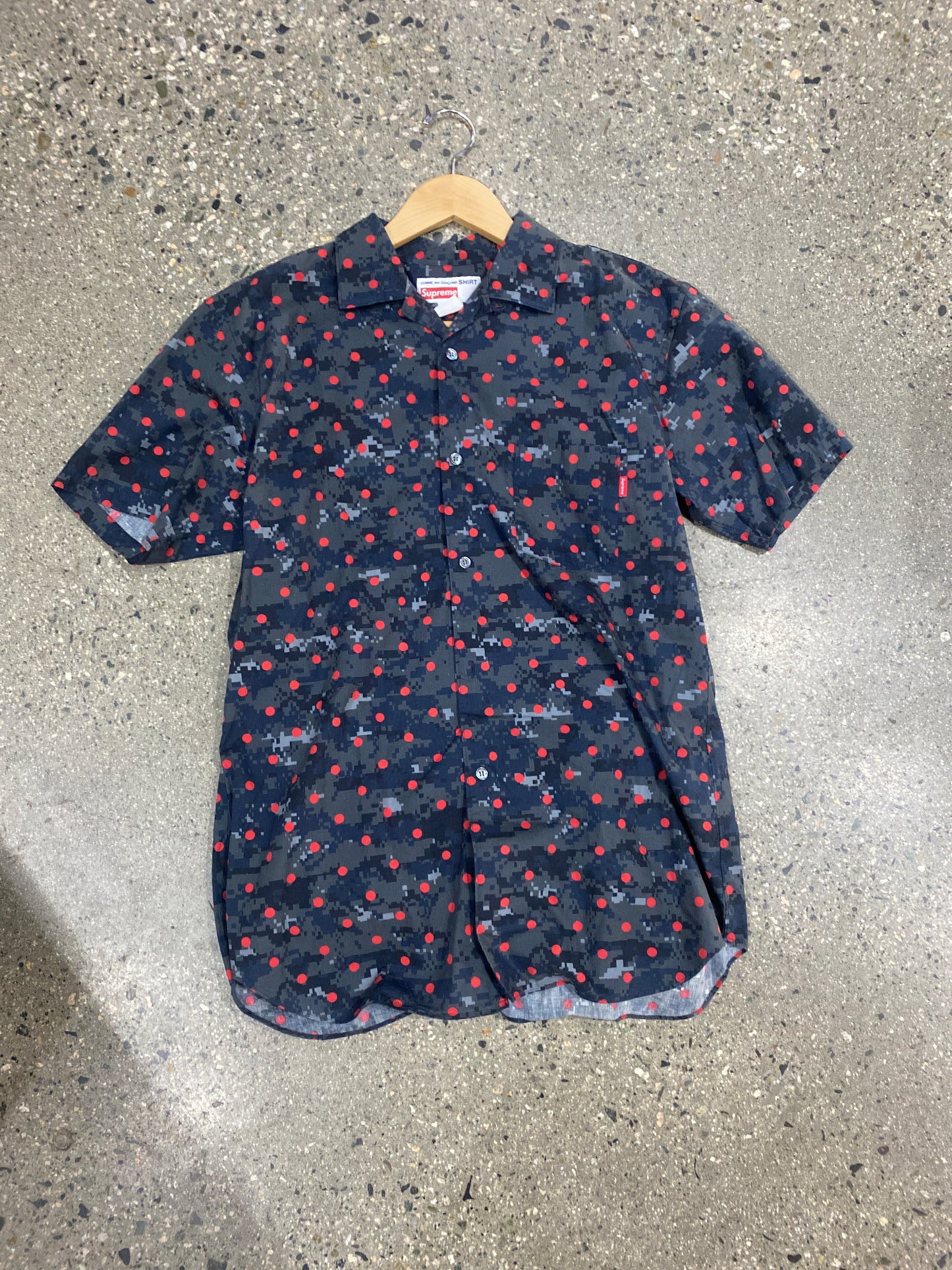 (L) Supreme x CDG Button Up Tee