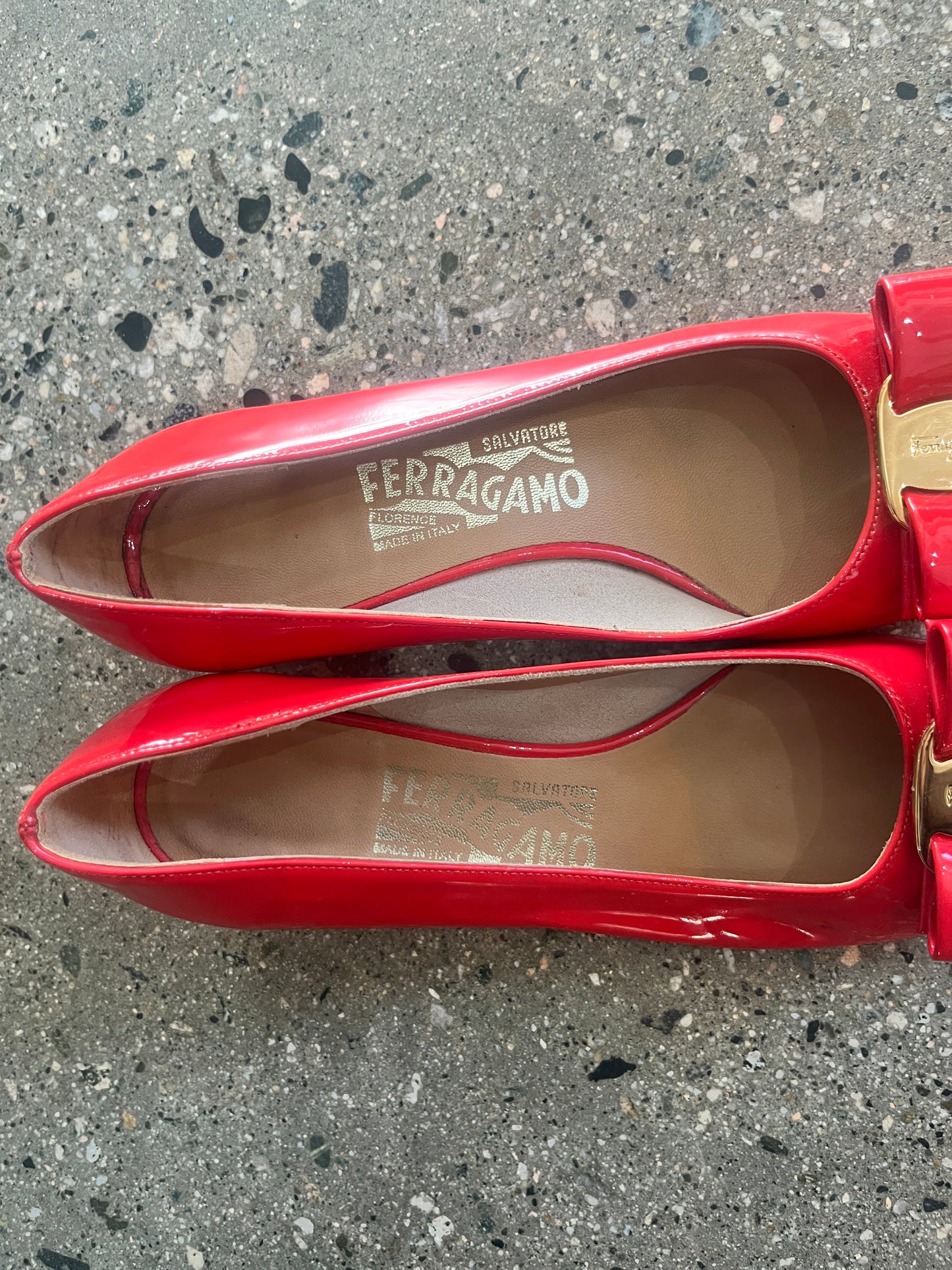 (5 US) Salvatore Ferragamo Bowtie Pumps with Dust Bag
