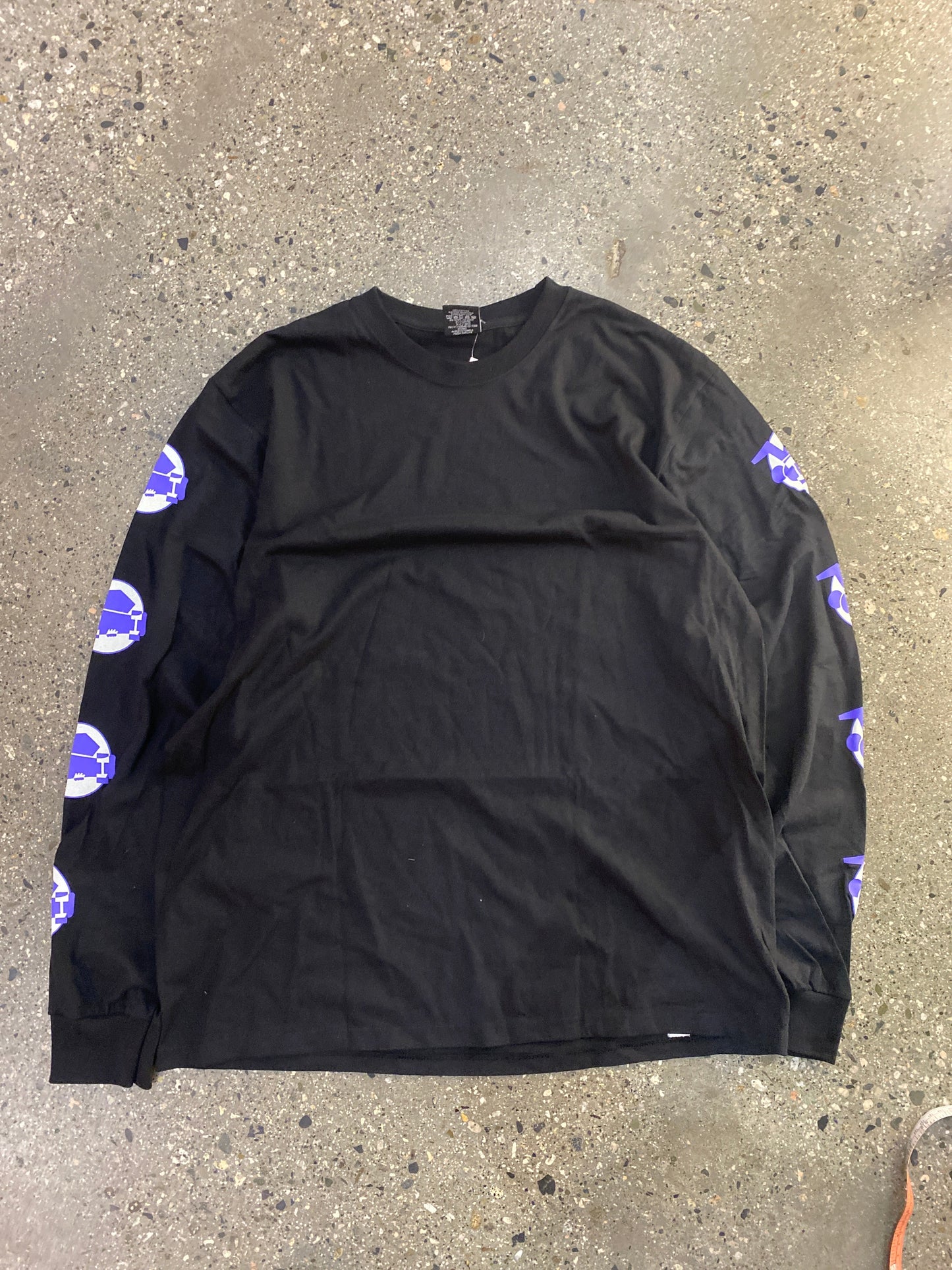 (M) Black Stussy LS