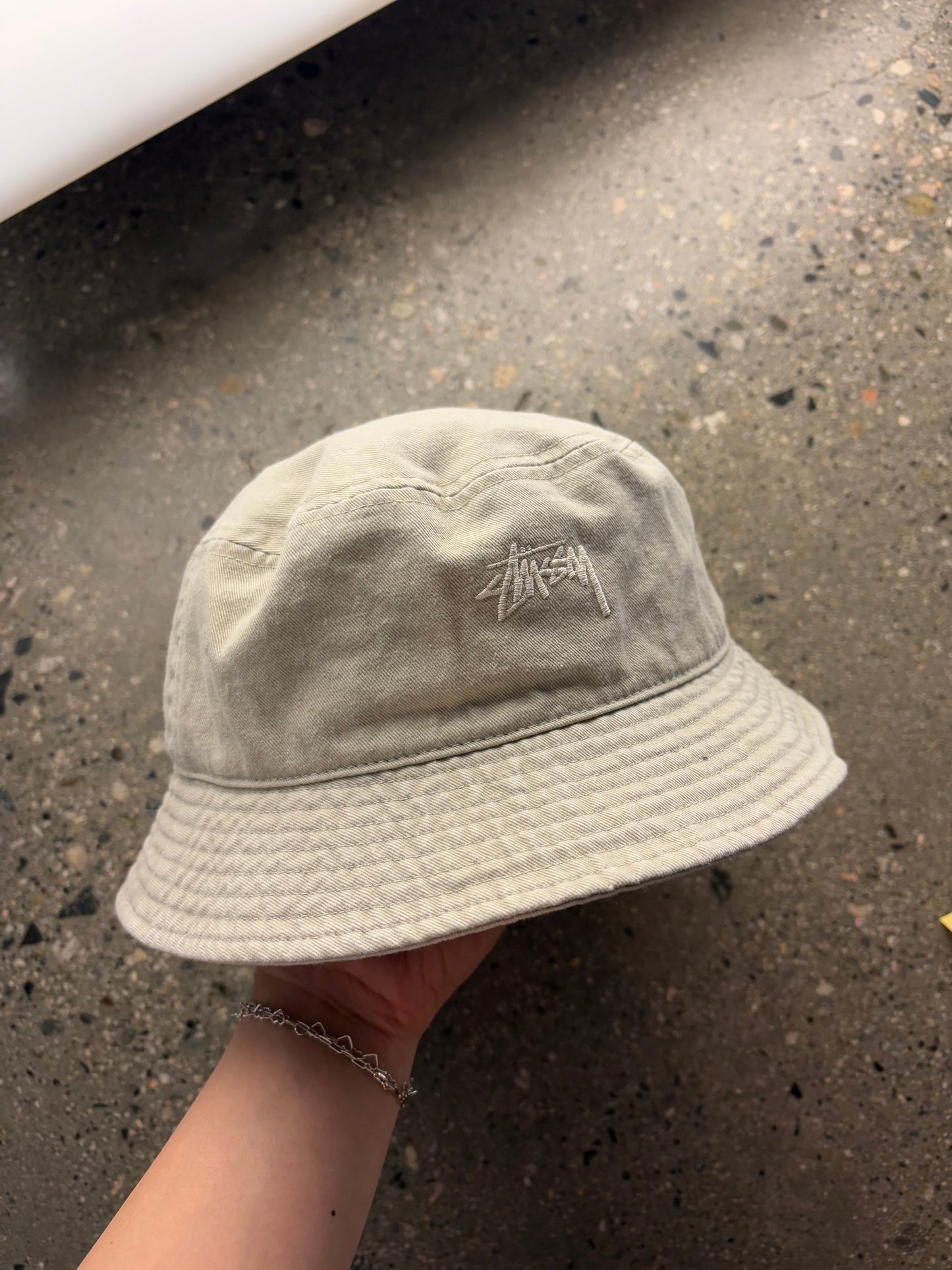 (OS) Stussy Beige Bucket