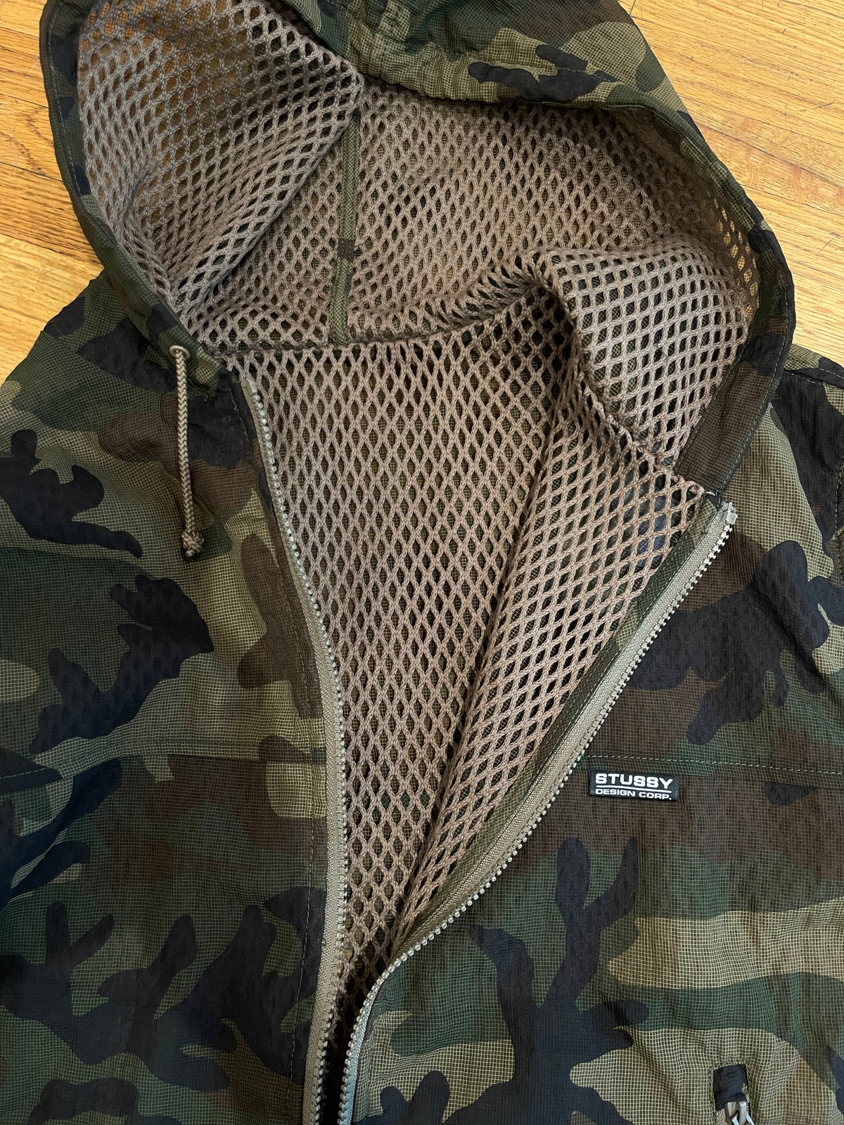 (M) BNWT Stussy Layered Mesh Hooded Reversible Jacket - Woodland
