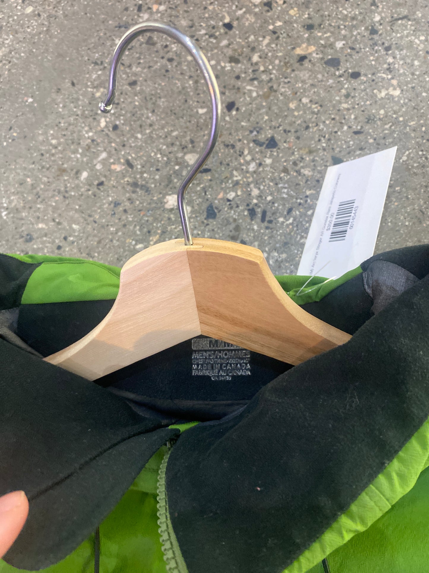 (M) Arc’teryx Stinger AR Goretex Rare Jalapeño Colorway (Packable Hood)