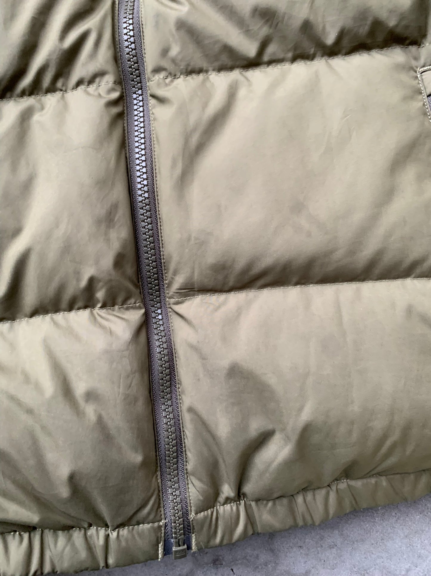 (M) The North Face 550 Reversible Puffer