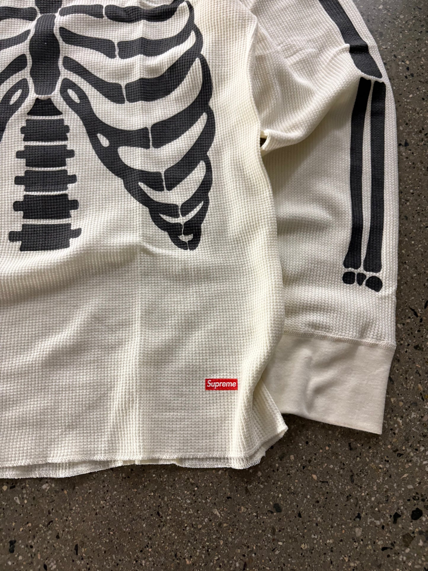 (L) Supreme Skeleton Waffle Knit