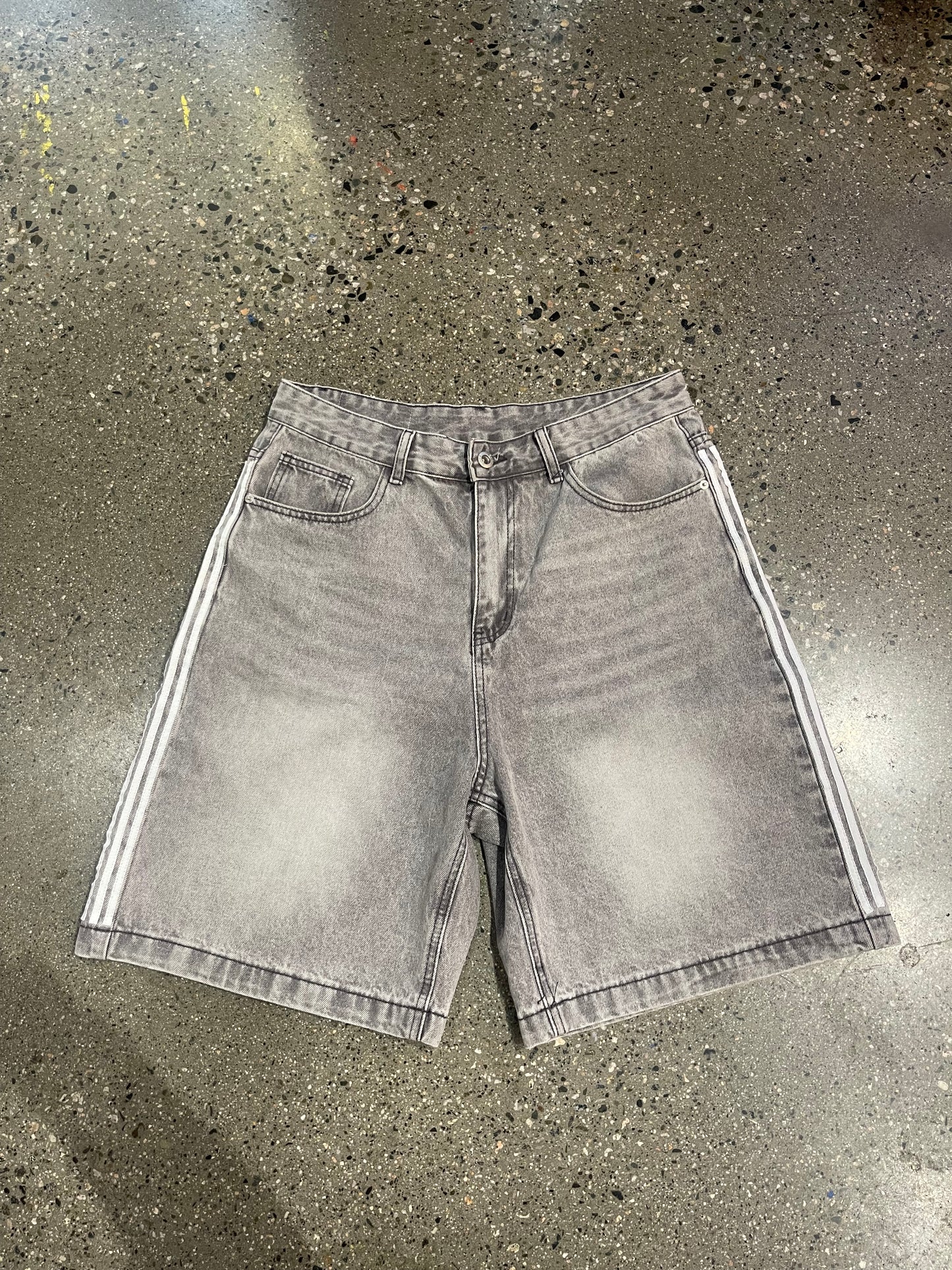 (32x14) UFPOH Grey Jorts