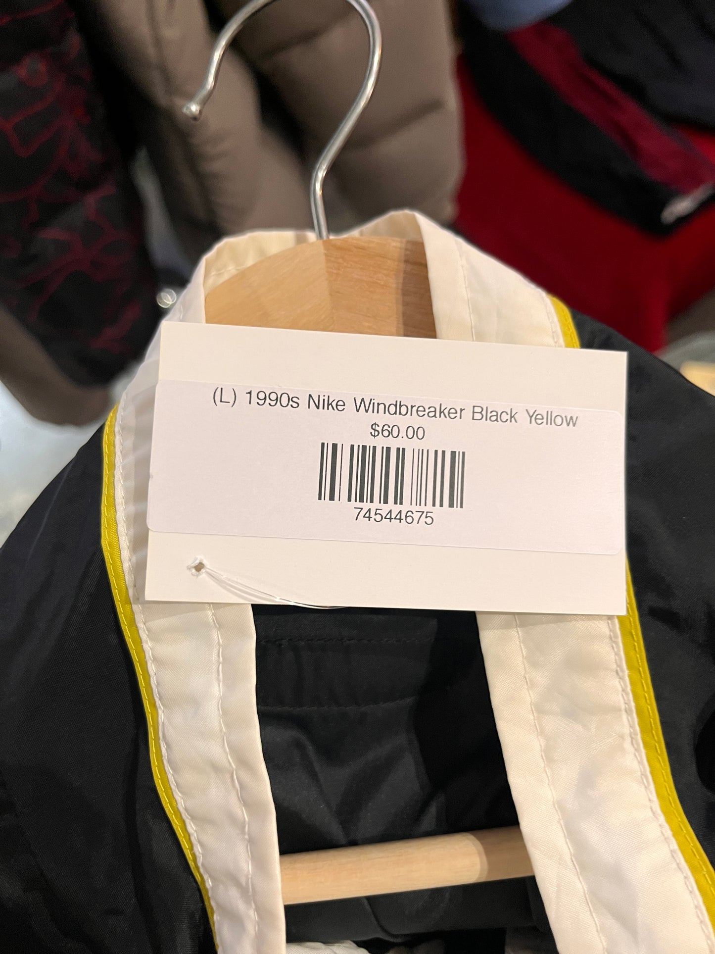 (L) 1990s Nike Windbreaker Black Yellow