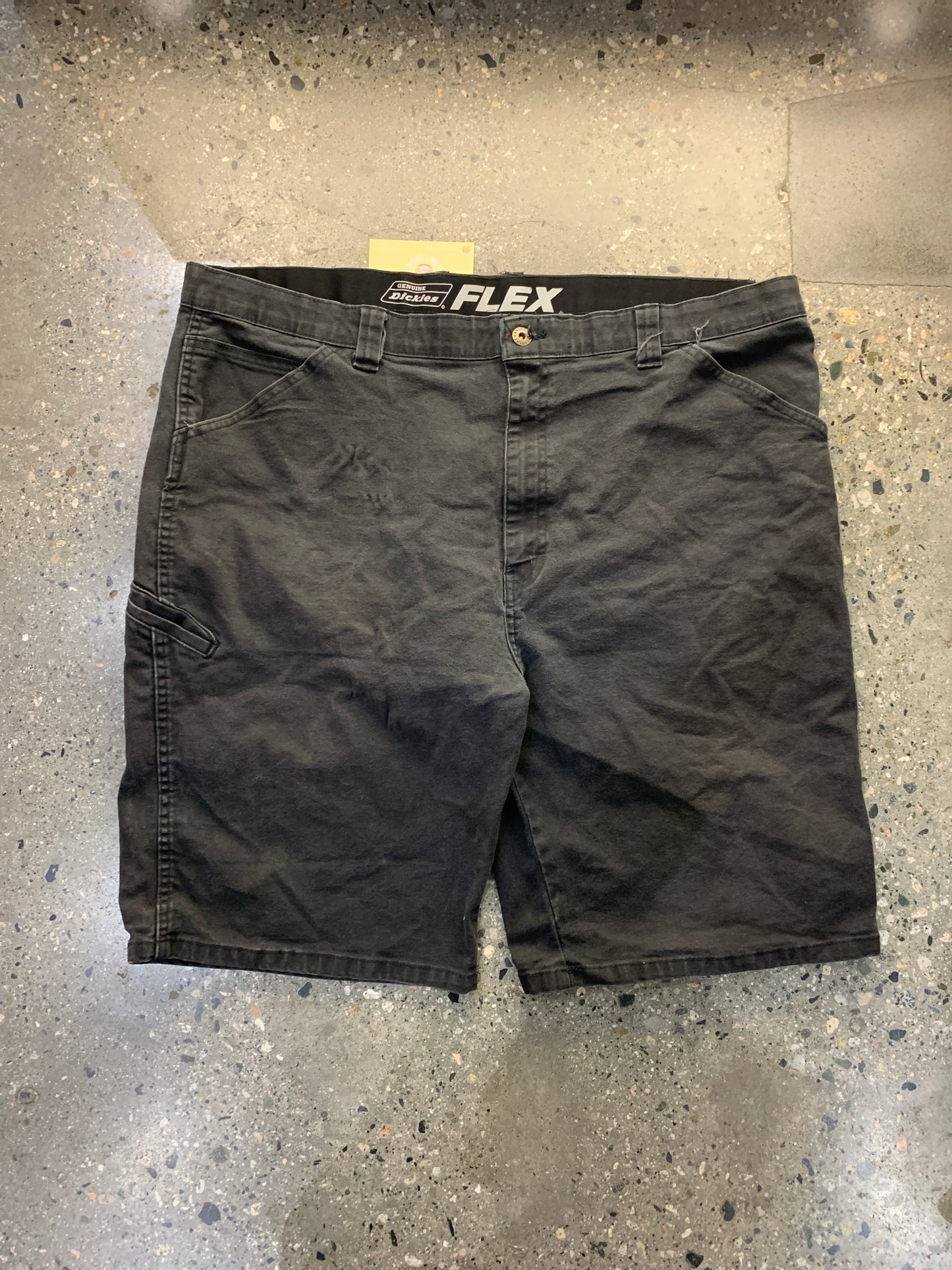 S108 - 42w Dickies Carpenter Shorts