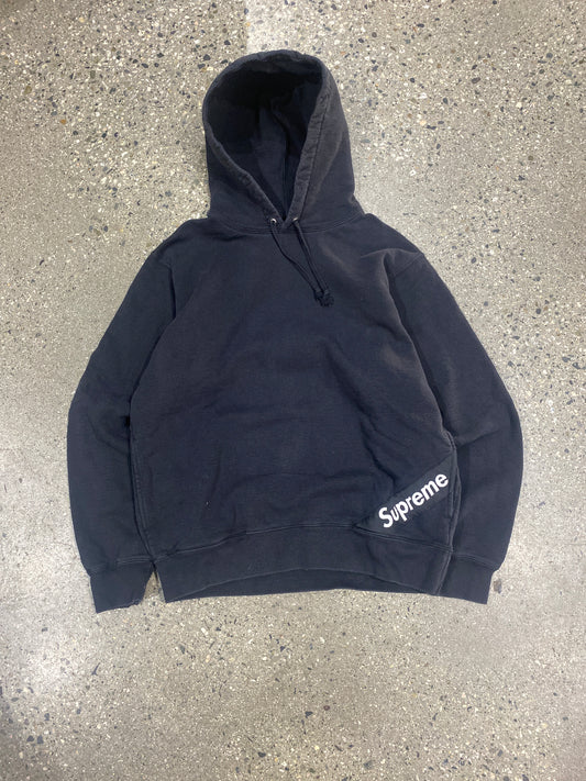 (L) Supreme Waist Box Logo