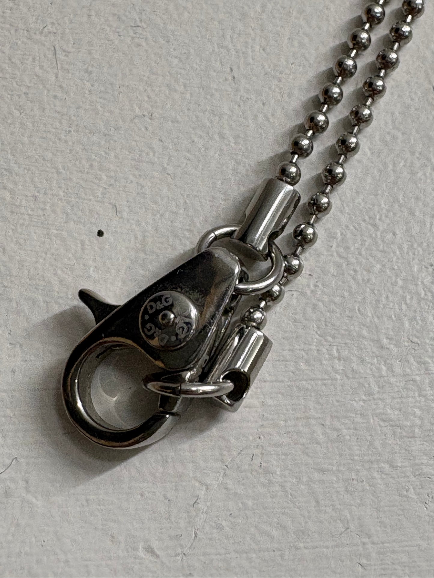 (11.5”) D&G Text Silver Pendant + Chainlink