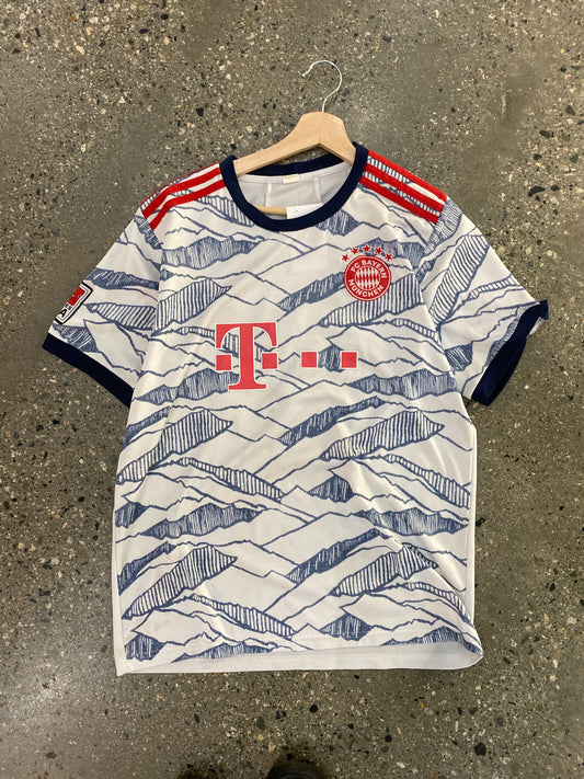 (M/L) FC BAYERN MUNCHEN KIT