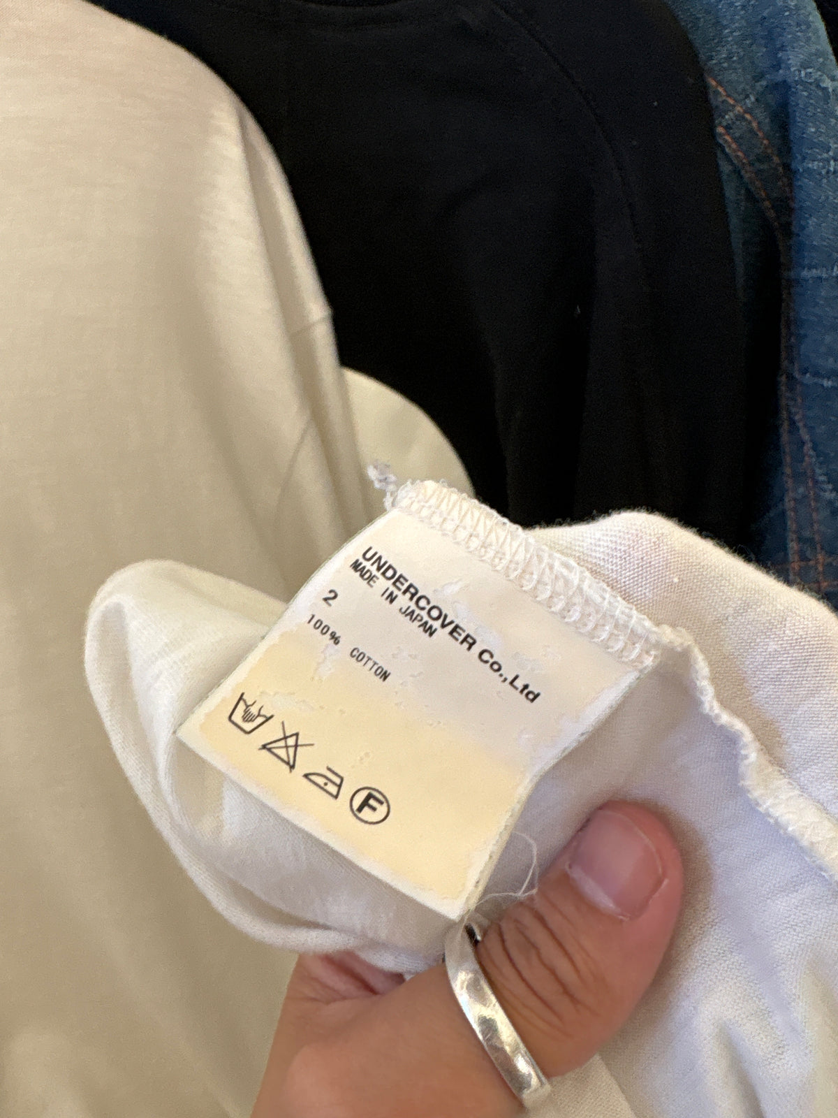 (M) Undercoverism “For Rebels” White Tee