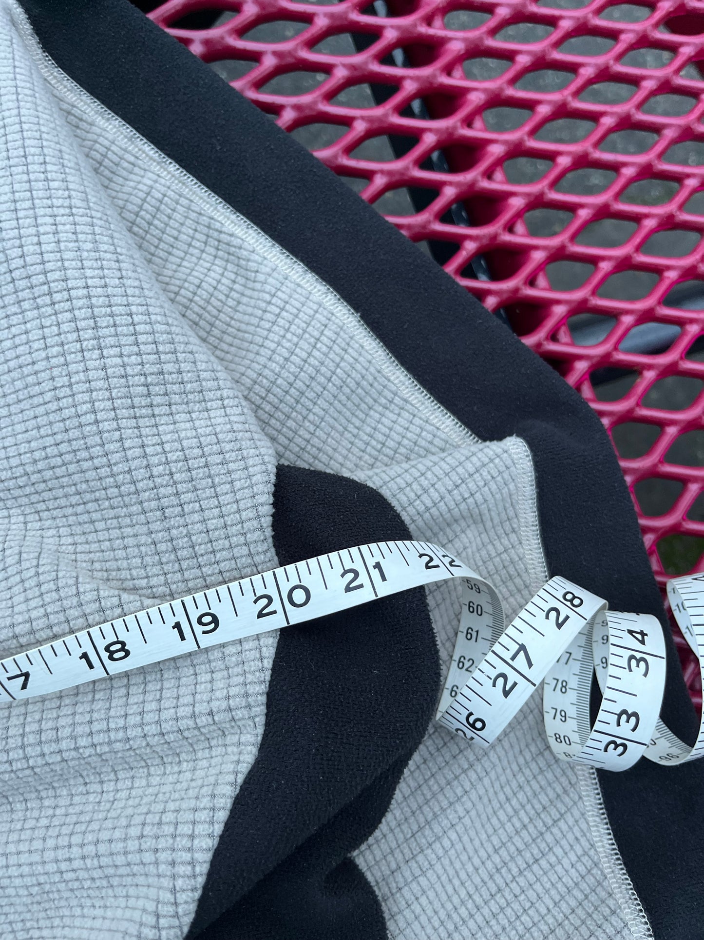 (S/M) Vintage Arc’teryx Mid Logo Thermal Pullover