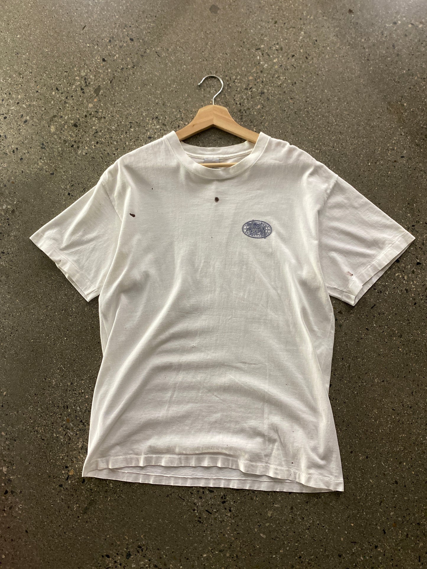(L) (theerzy.co) 2002 Stussy NYTLA tee ( as is )