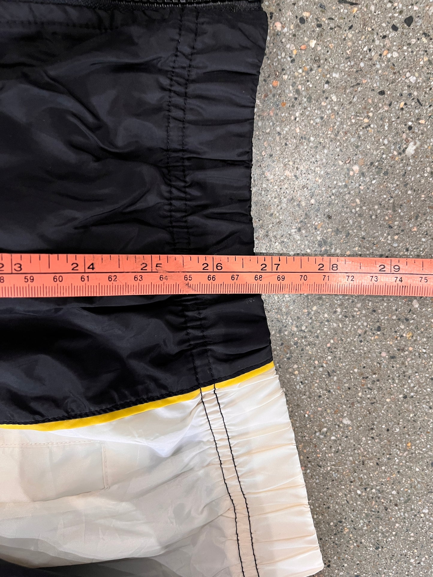 (L) 1990s Nike Windbreaker Black Yellow