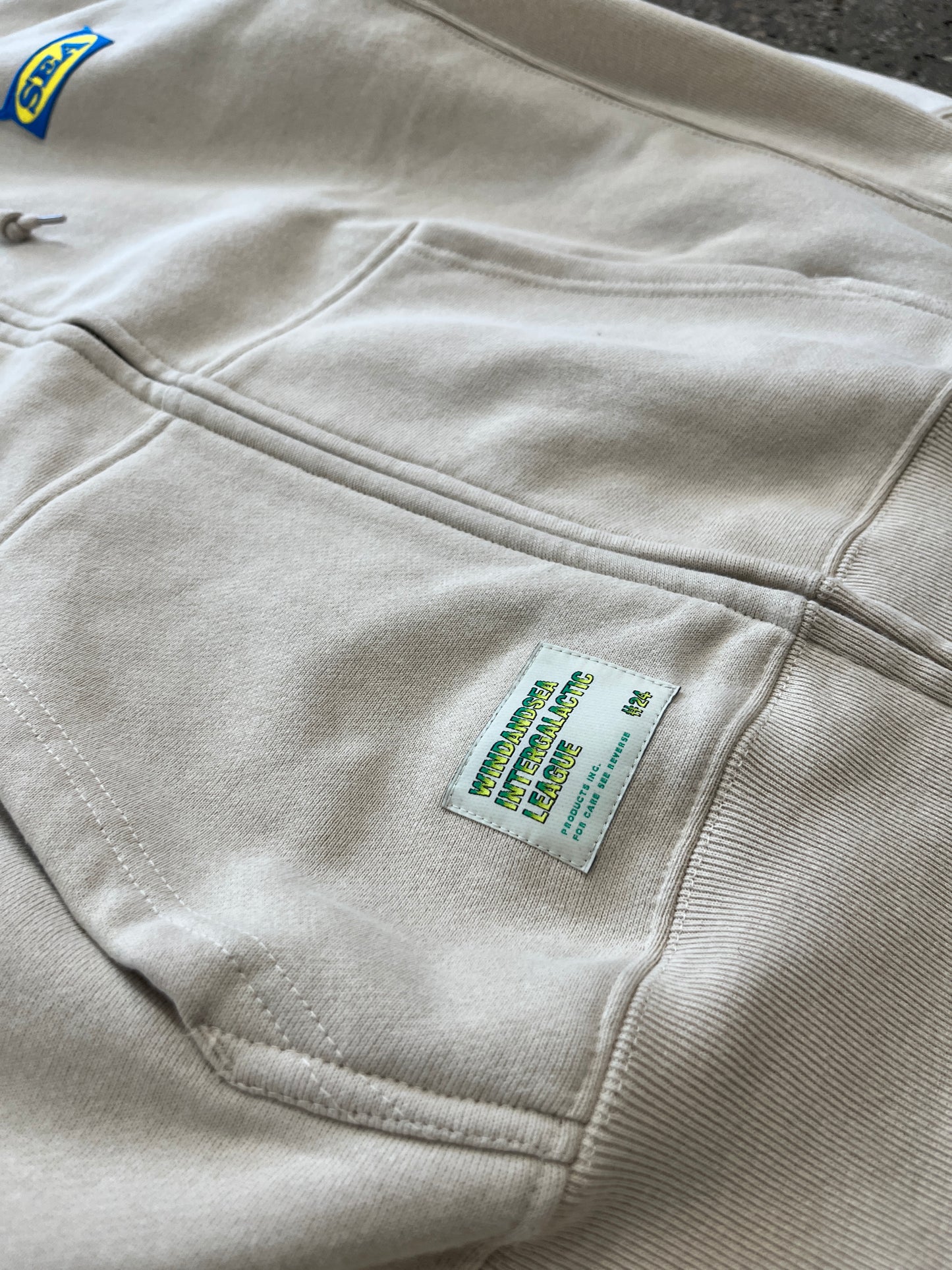 (XL/2X) BNWT Wind & Sea Cream Zip Hoodie