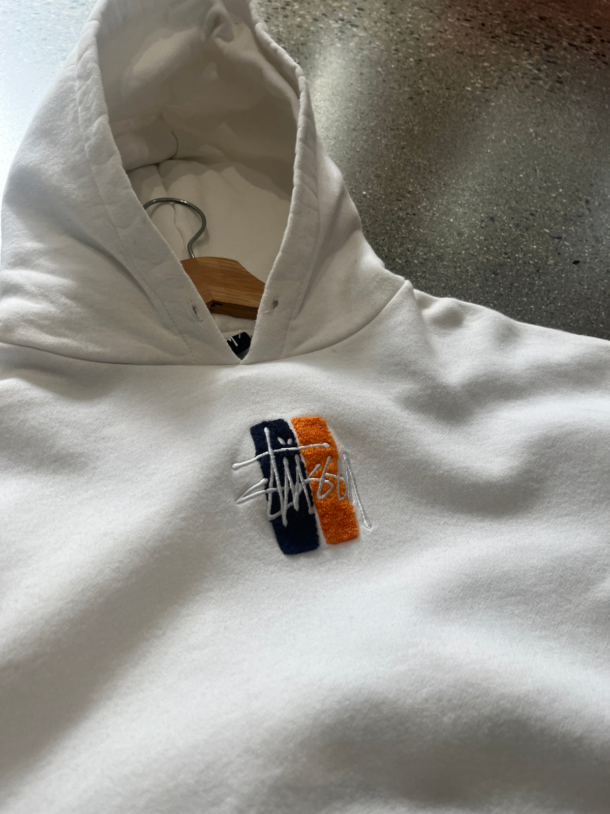 (XS) Stussy White Hoodie