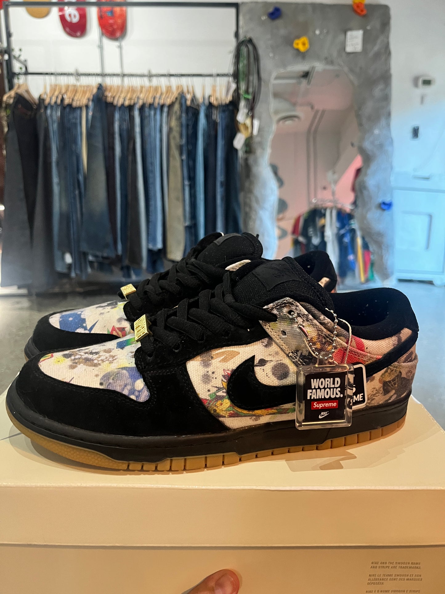 (Size 9.5M US) Supreme x Nike Dunk SB