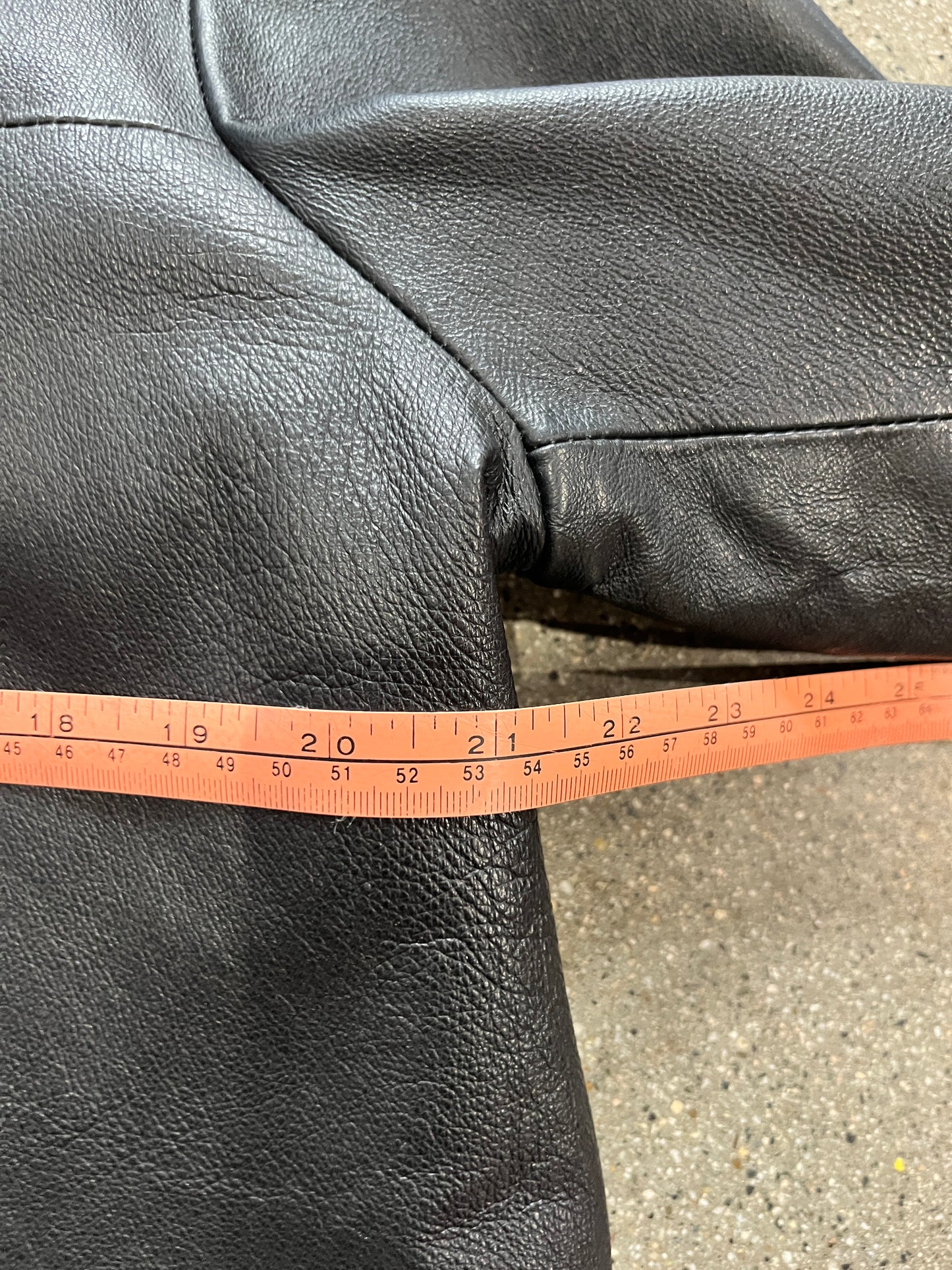 (L) Cherokee Leather with Fur Trim
