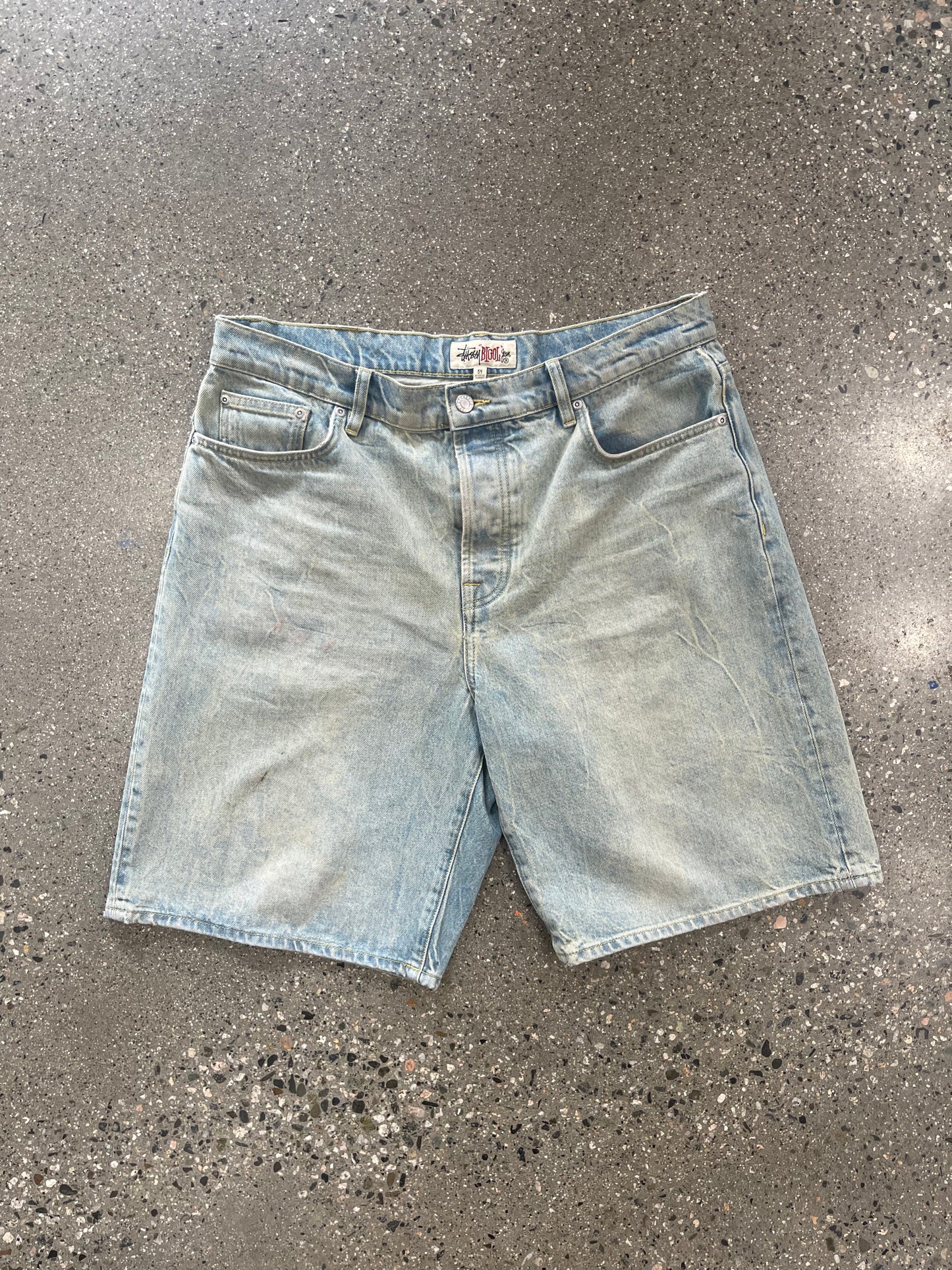 (34”) Light Wash Stussy big ol Jorts