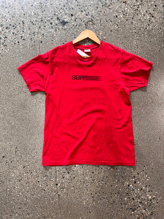 (M) Supreme Motion Tee