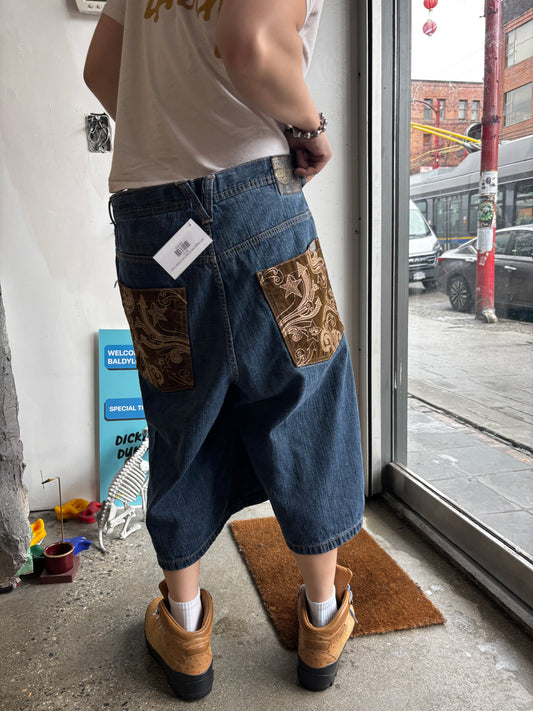 (44”) Baggy 5ive Jungle Crazy Design Jorts