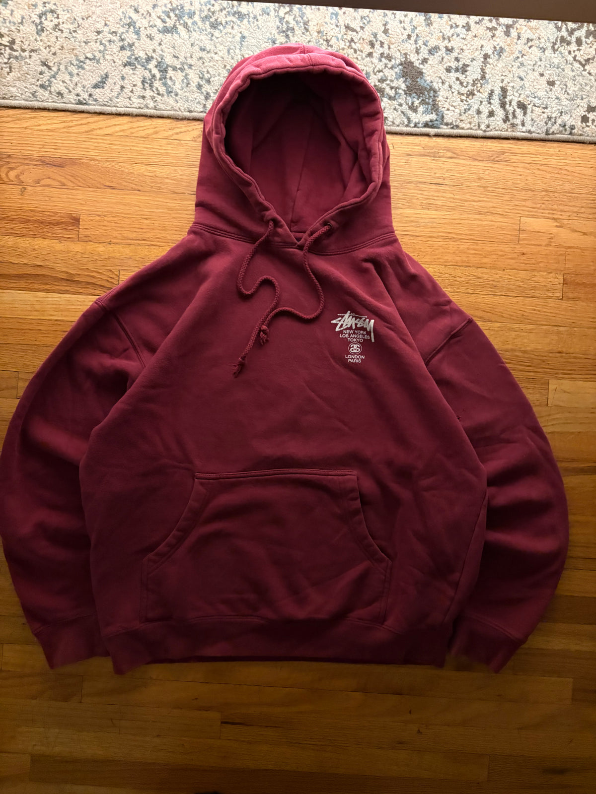(S/M) Stussy World tour hoodie