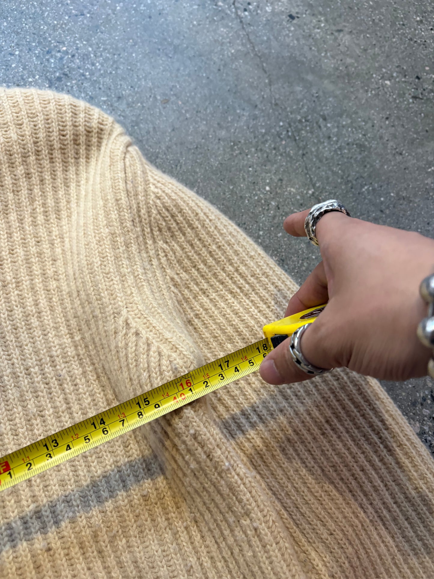 (M) Andersson Bell Wool Knit