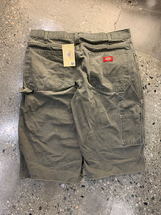 S106 - 34w Dickies Carpenter Cutoff Shorts