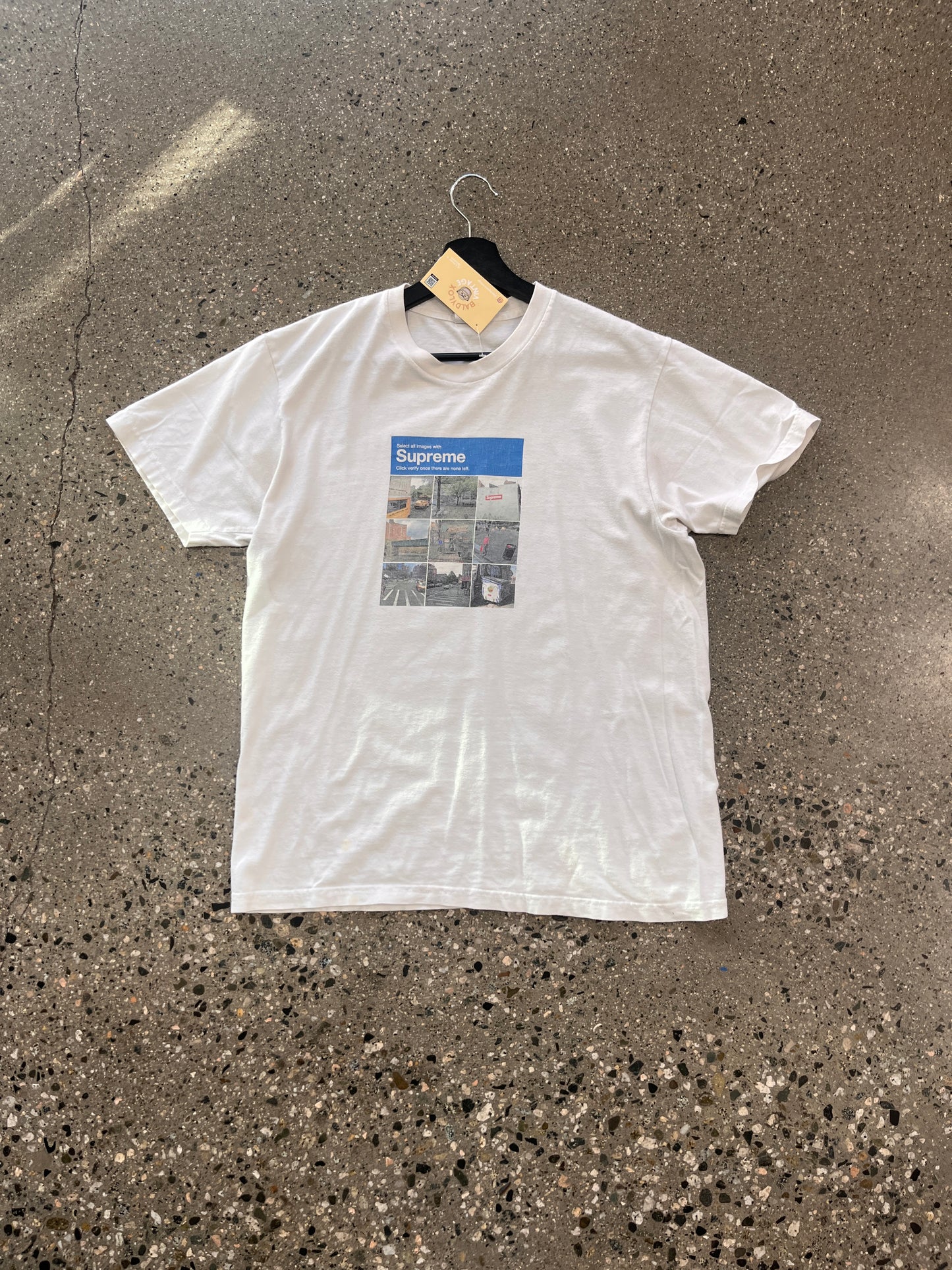 (M) Supreme Verify Tee