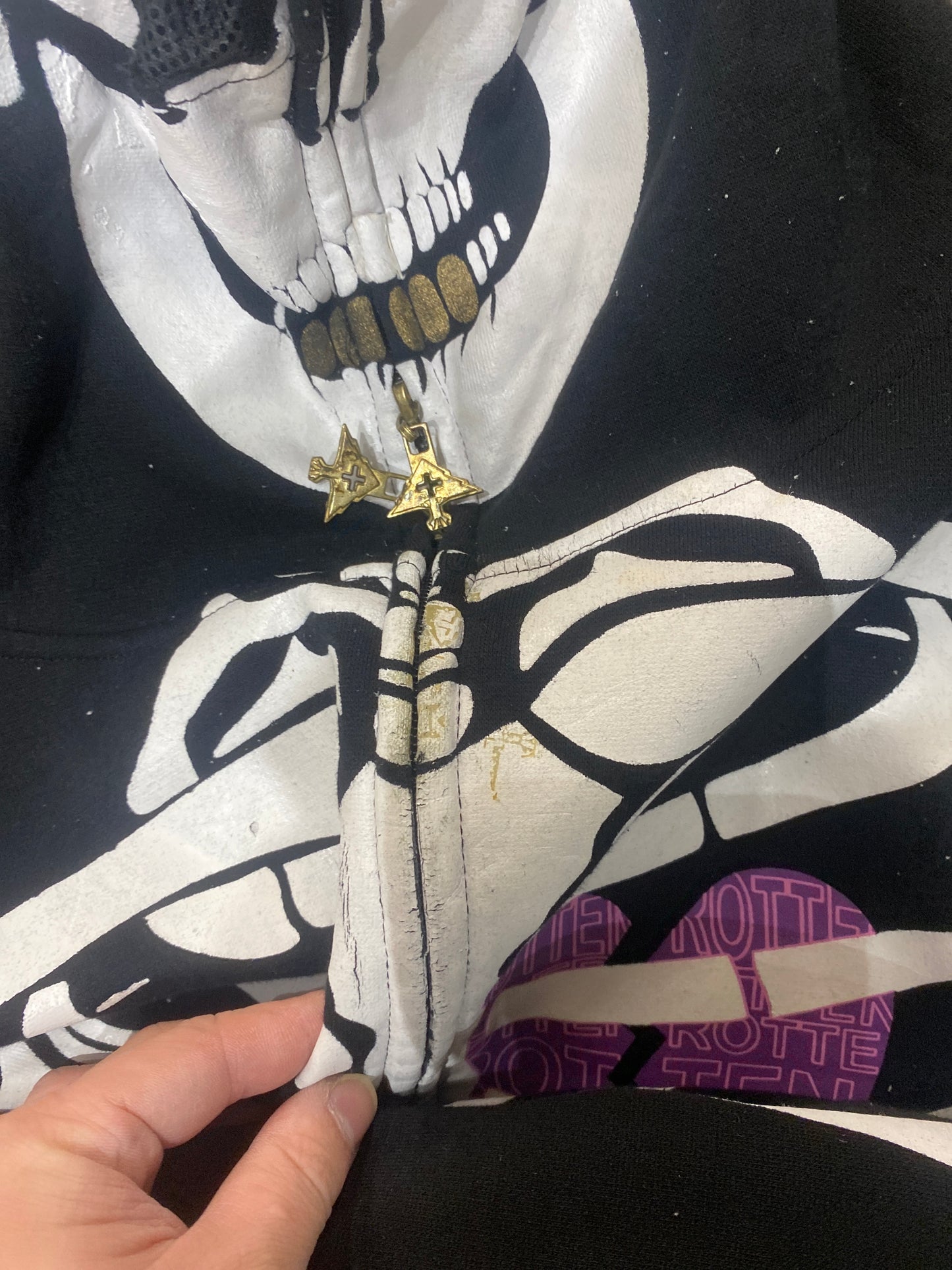 (XL/2X) Lrg Skeleton Full zip