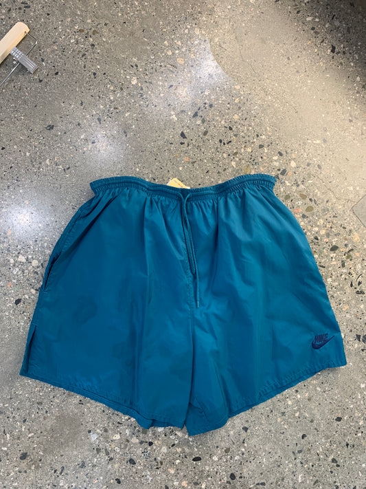 (M/L) 80sv Nike Turquoise Shorts
